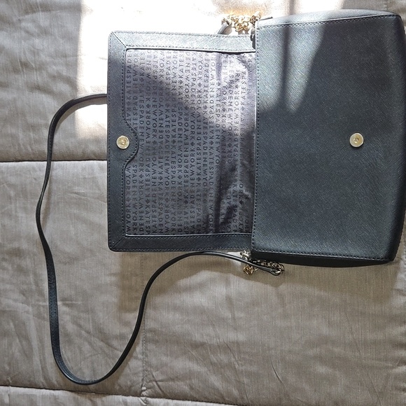 Kate Spade Crossbody - Picture 3 of 7